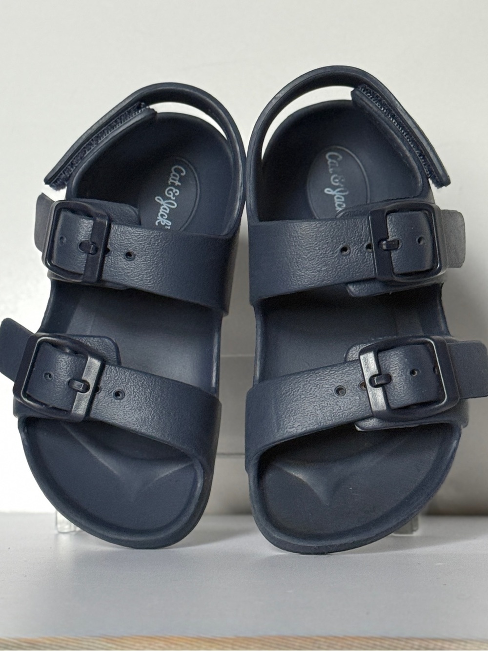 Cat & Jack Navy Blue Toddler Size 8 Water Sandals Dual Strap Buckle